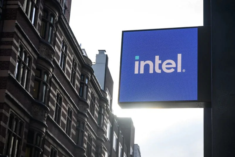 Intel stock pops 8% because someone apparently wants to buy the troubled chipmaker