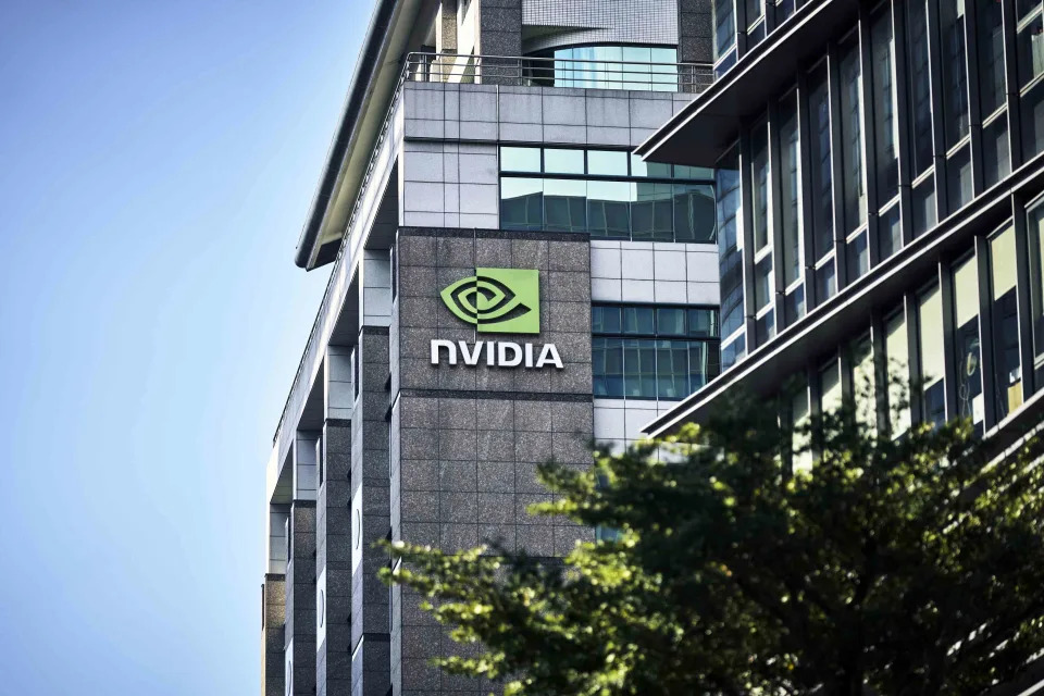 Nvidia Stock Drops Wednesday as AI Chipmaker's Roller-Coaster Week Continues